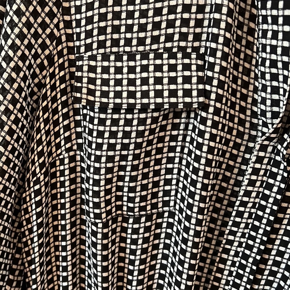 Dress button top ladies size large - Picture 6 of 7